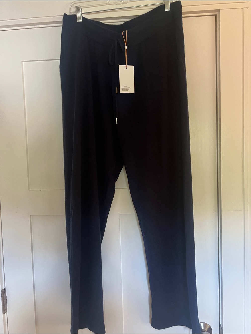 Quince Mongolian Cashmere Straight Leg Pants XL NWT in True Navy Navy - Picture 2 of 8
